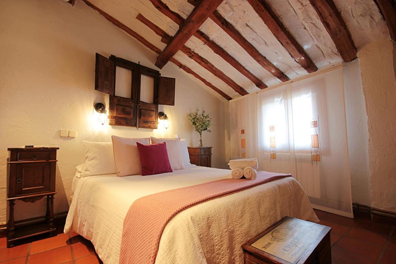 Domitila Rooms Clavijo Exterior foto